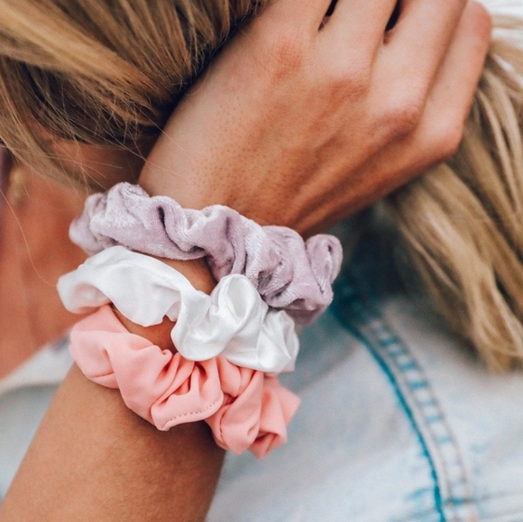 Pura Vida Sunset Scrunchie Set of 3 Pink Purple - Picture 3 of 6